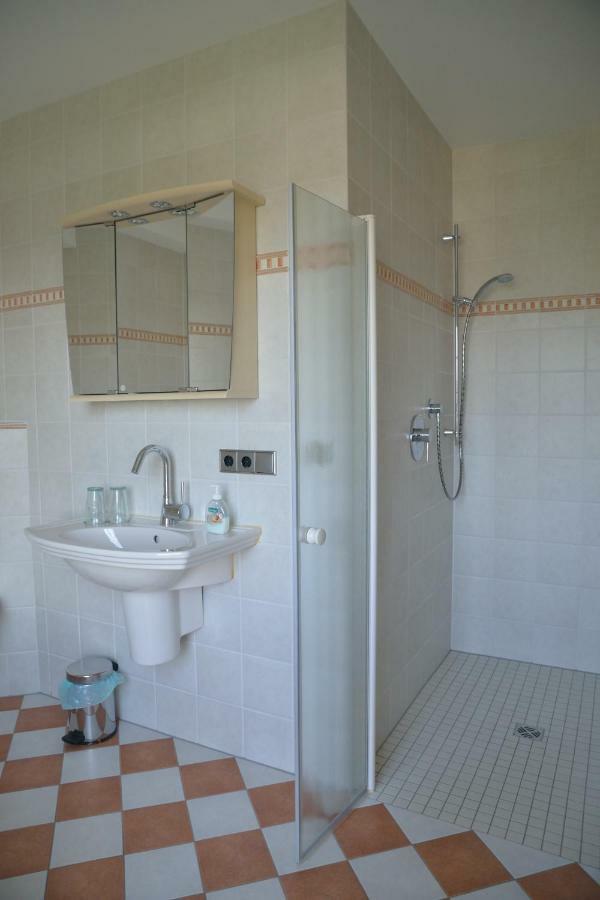 Gaestehaus Waldecker Boos Εξωτερικό φωτογραφία